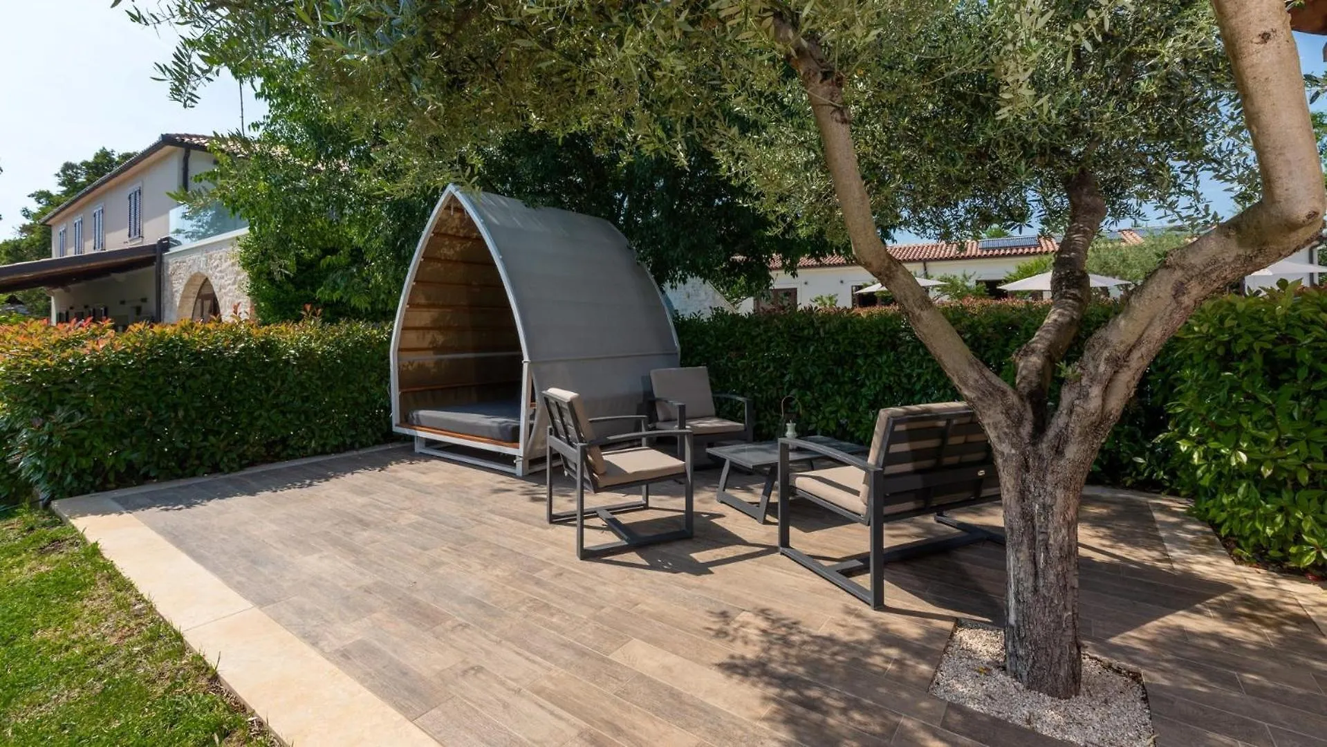 Villa Lv Fiorini Guest house