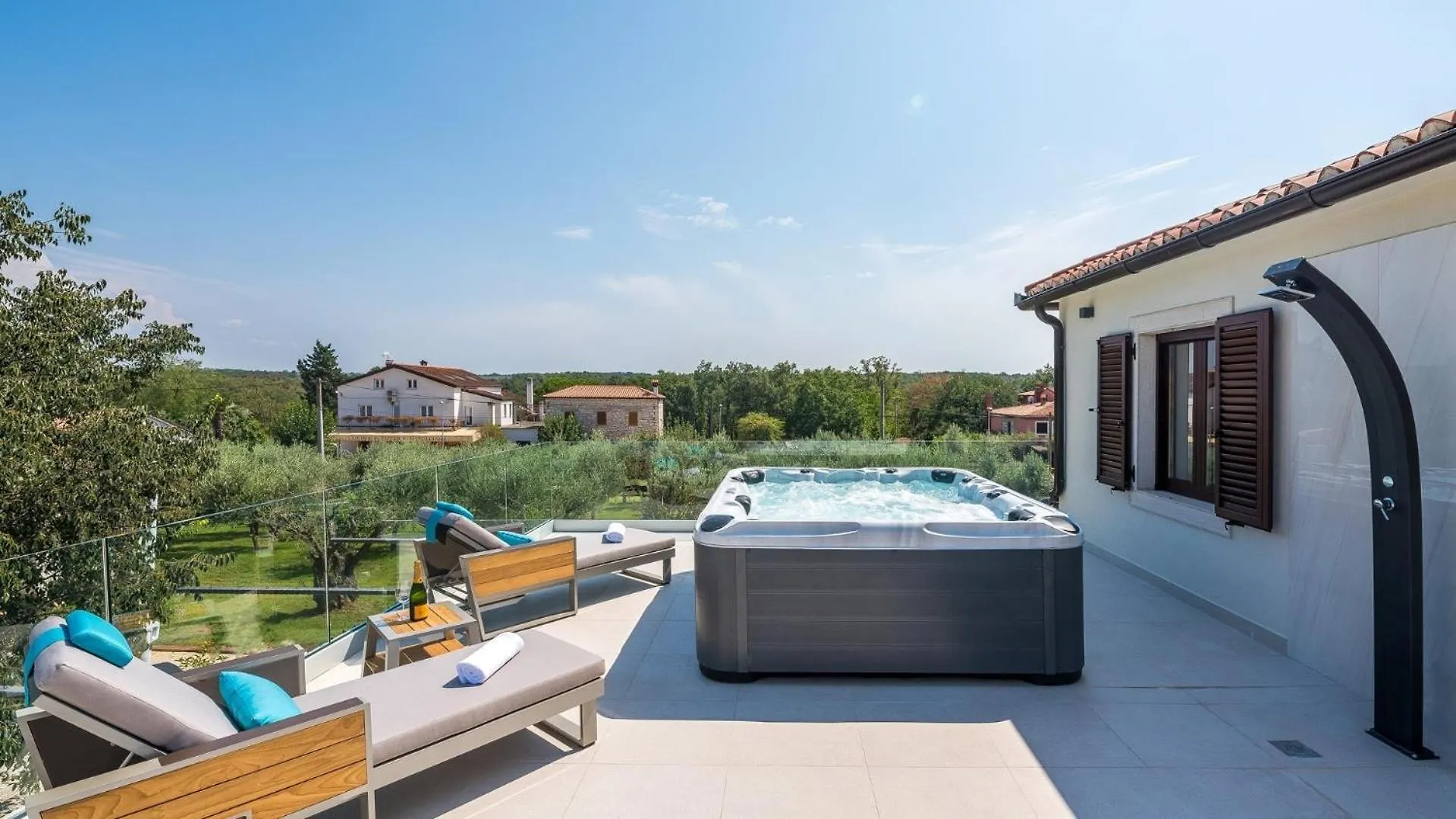 Villa Lv Fiorini Guest house