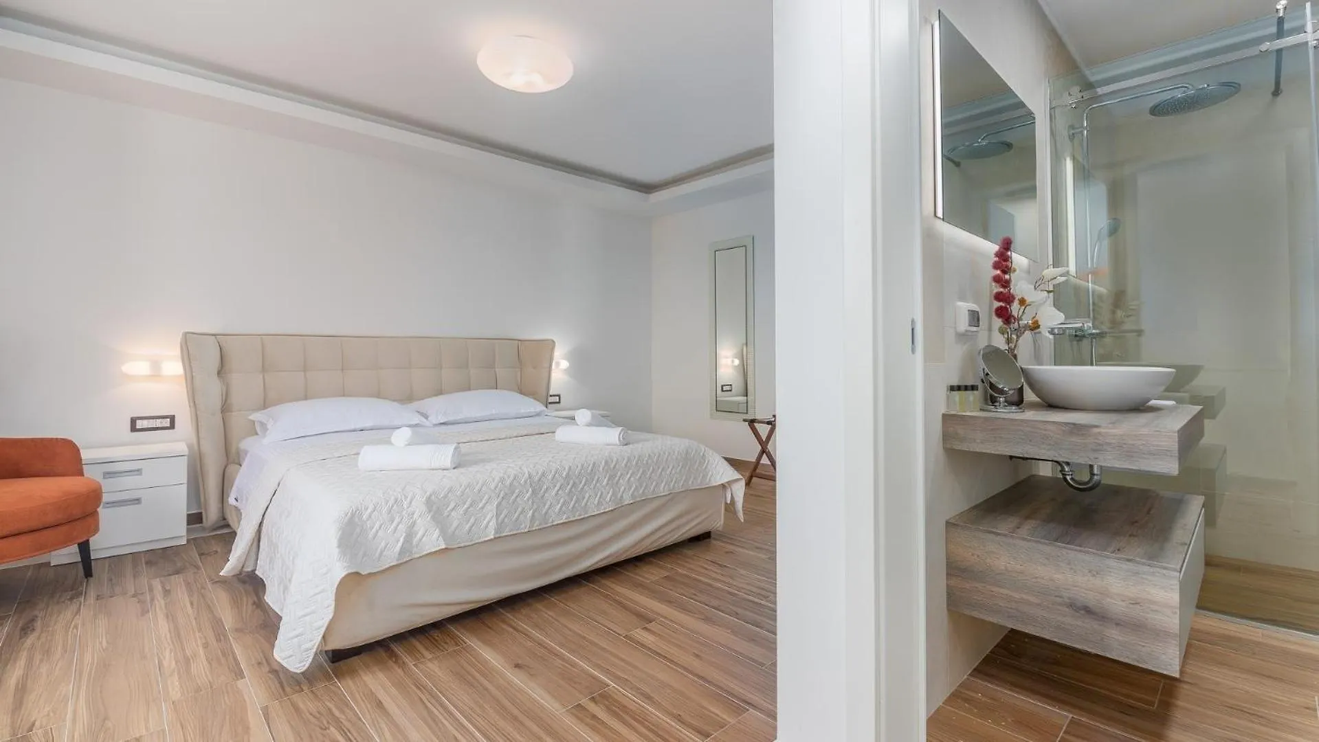 Villa Lv Fiorini Guest house
